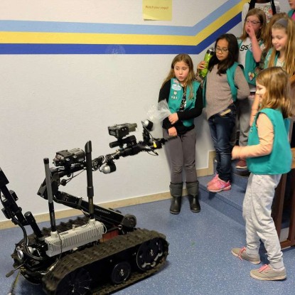 Informatika és robotszakkörök gimis lányoknak